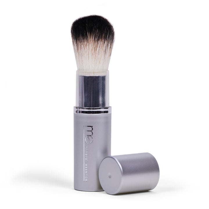 Retractable Powder - Brush