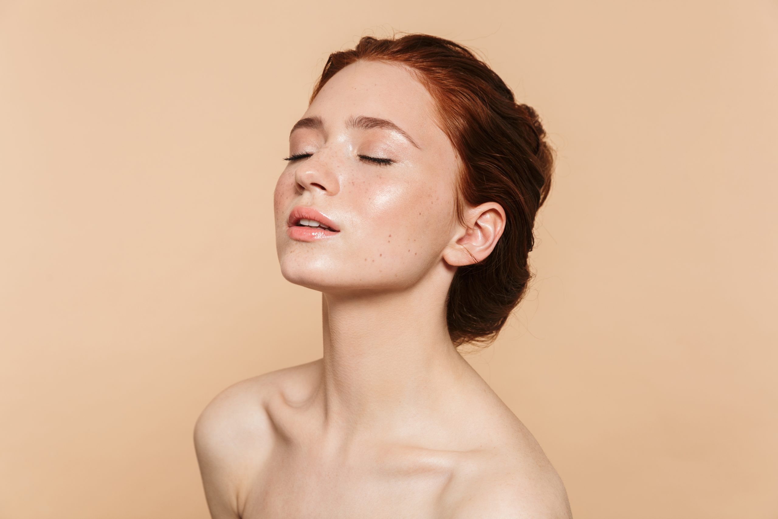 ME_EyeShadow_Shimmer_DeepOcean_3-scaled-1.jpeg